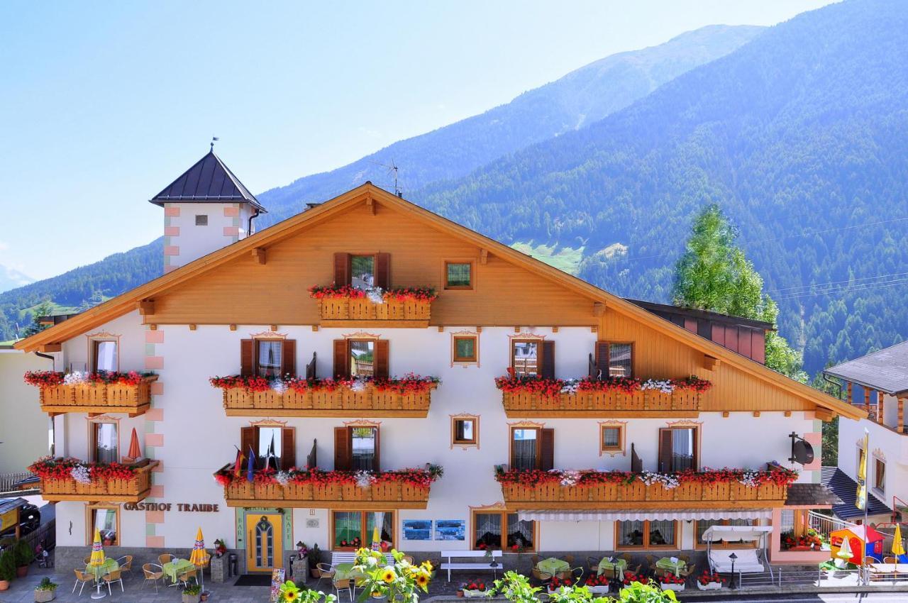 Hotel Traube - Стелвио Екстериор снимка